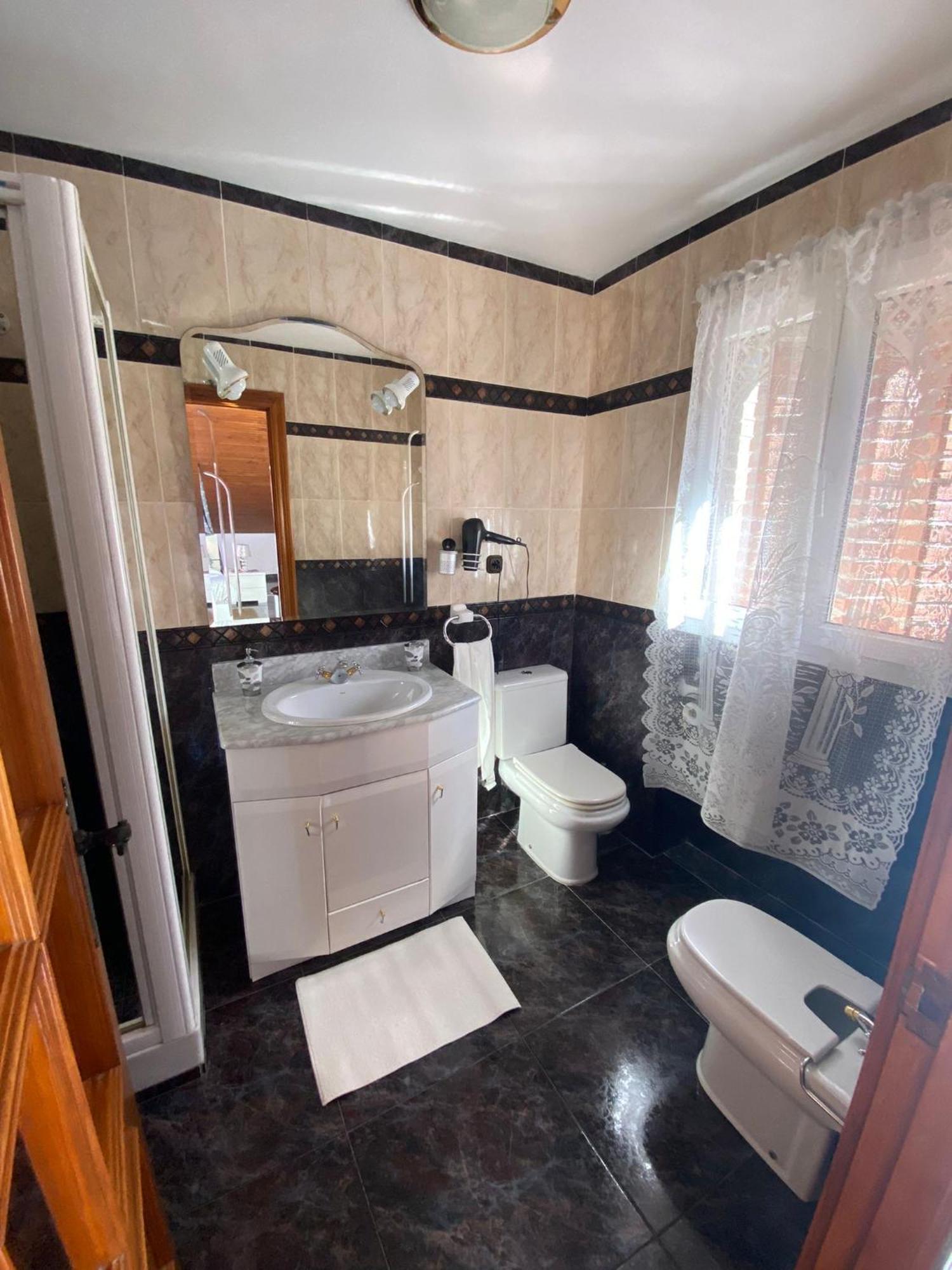 Jmca Hotel Castro Urdiales Bagian luar foto
