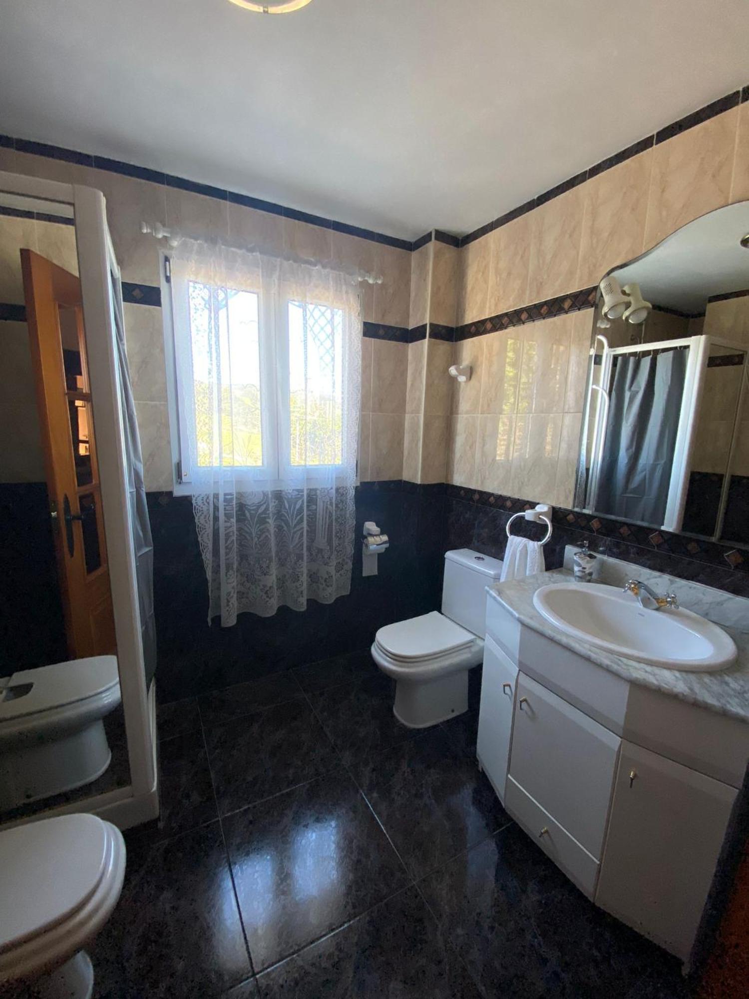 Jmca Hotel Castro Urdiales Bagian luar foto